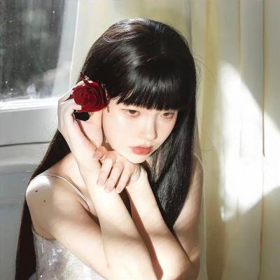 五个女生